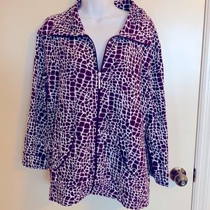 Women’s jacket for casual or dressy wear
